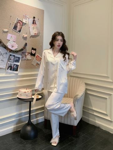 Bộ đồ ngủ TD38 lụa băng Shury Store Home Wear Pyjama dài tay họa tiết trái tim gấu nền trắng kem