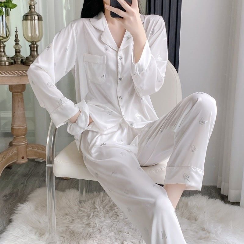 Bộ pyjama lụa tay dài quần dài ép kim hình bướm Shury Store Home Wear TD74 mặc mát thoải mái sang