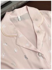 Váy ngủ lụa sơmi SM53 Shury Store Home Wear freesize ép kim bạc hình nơ màu hồng xanh nhẹ nhàng sang
