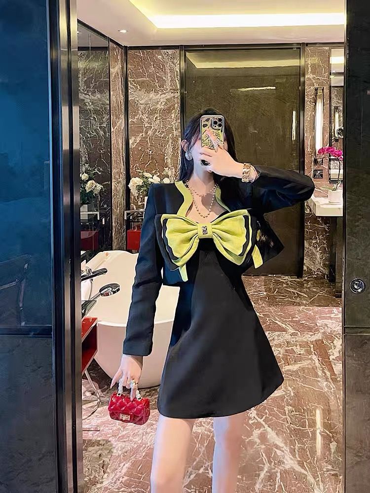 Set Đầm Nơ Xanh + Khoác