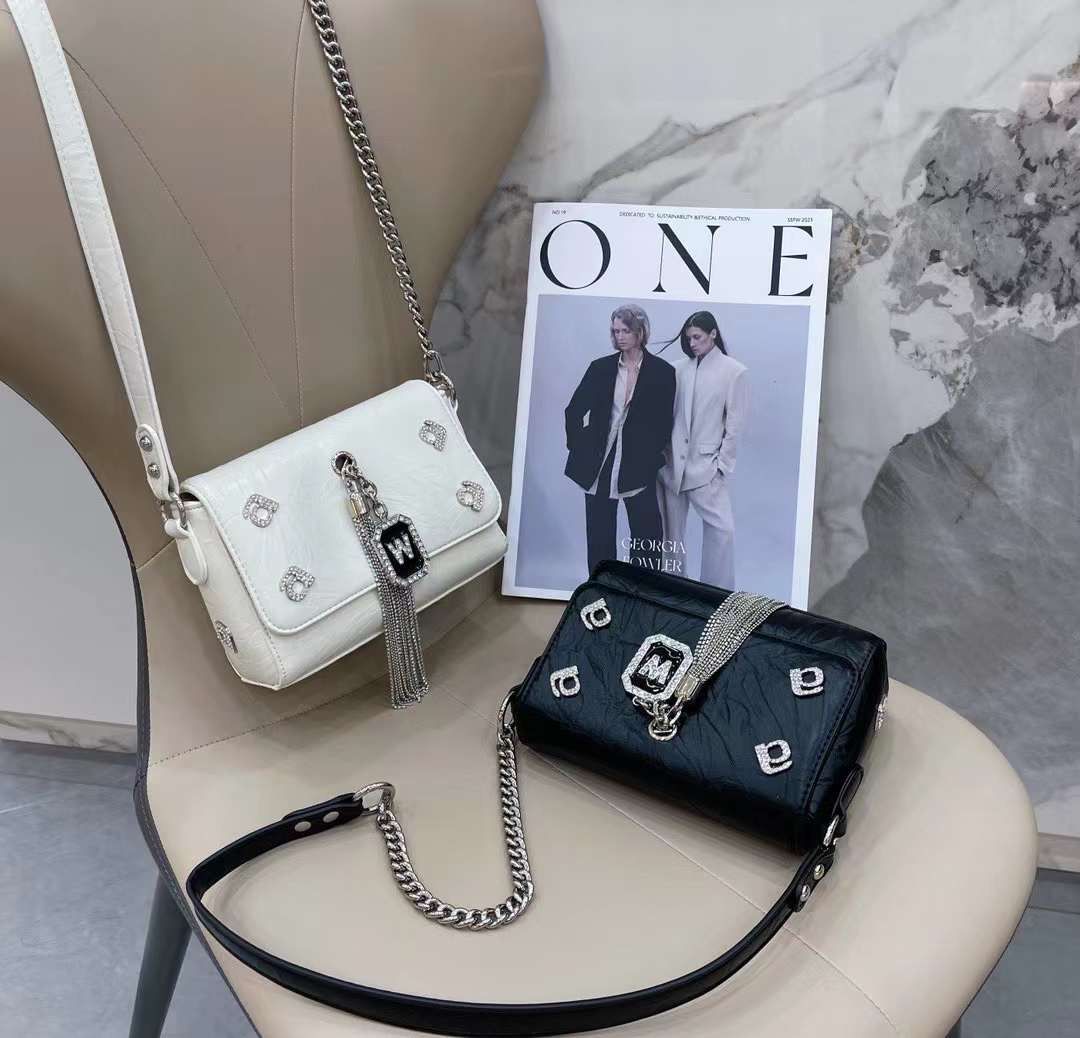 Túi Đen,Kem Trơn A59025-15