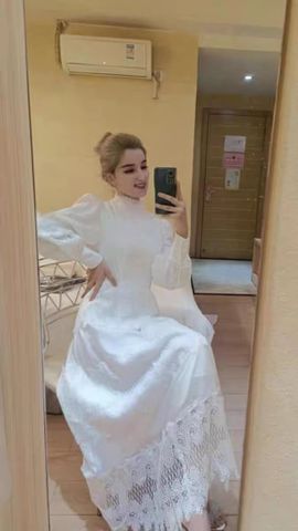 Đầm Trắng Kèm Nịt