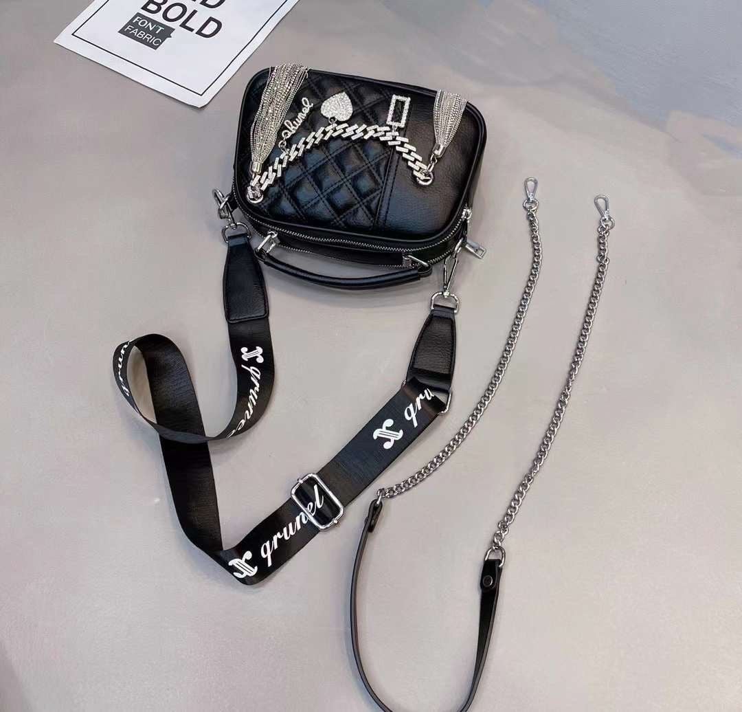 Túi Đen Hộp 4699