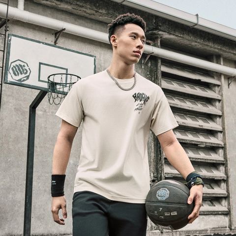 Li-Ning PLC 40% 04.07 - 09.09