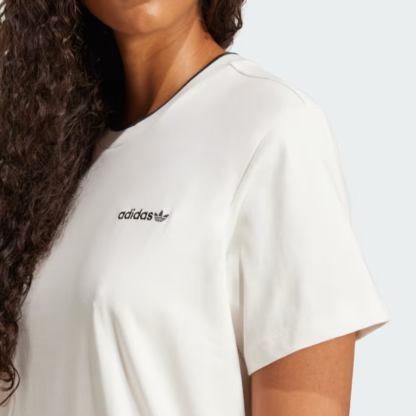  Áo T-shirt adidas Graphic Sport dáng suông Nữ - JC7768 
