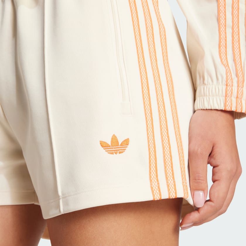  Quần short adidas Summer Glow Classic Nữ - KC0681 