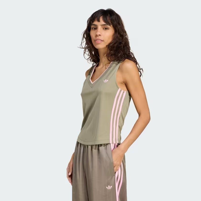 Áo cổ chữ V adidas V-neck Nữ  - KD2281 