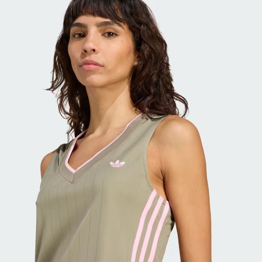  Áo cổ chữ V adidas V-neck Nữ  - KD2281 