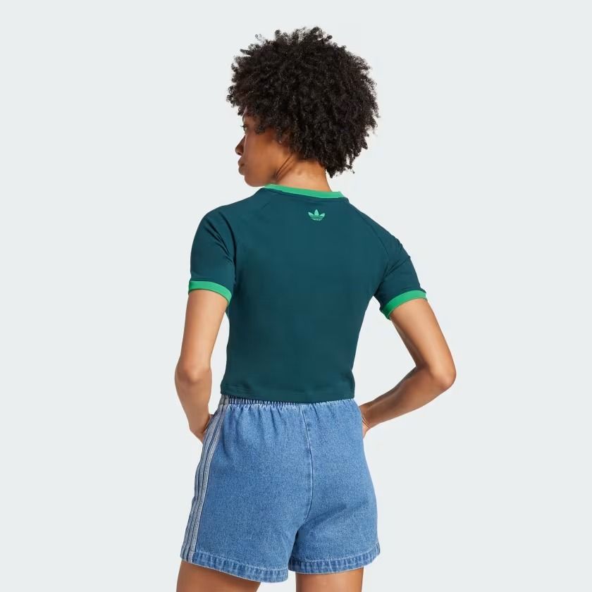  Áo Baby Tee adidas Graphic Crest Nữ - JY2834 