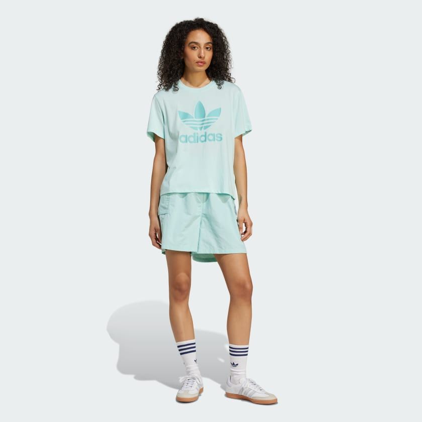  Áo T-shirt boxy adidas Adicolor Ba lá Nữ - JD3142 