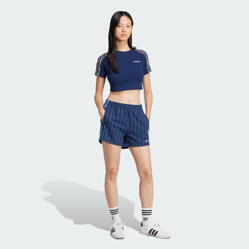  Áo Baby Tee adidas Originals x Liberty London 3 sọc Nữ - JC7788 