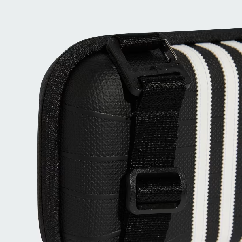  Túi đeo vai adidas SST Airliner Unisex - JD5597 