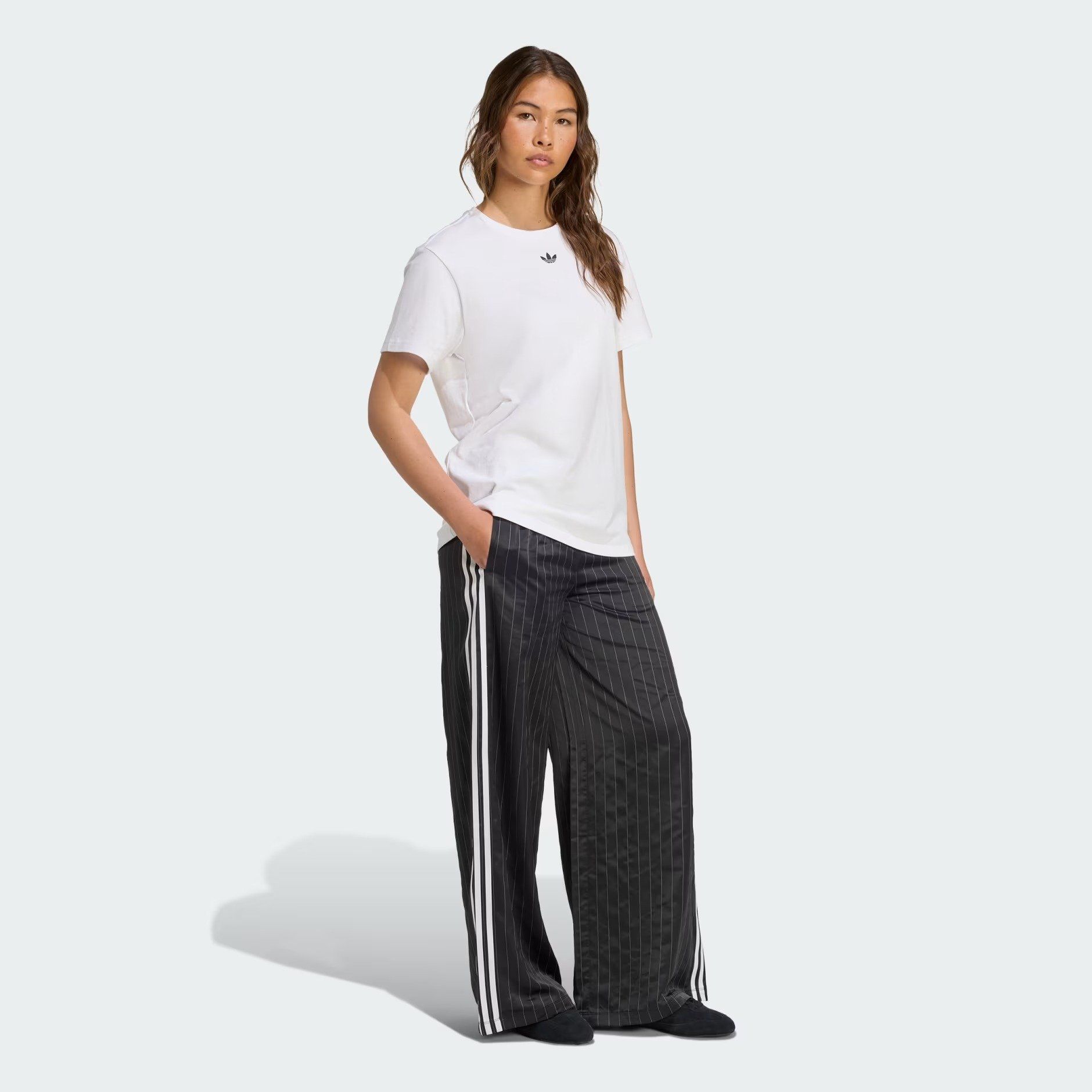  Quần dài adidas ống rộng Nữ - KD2295 