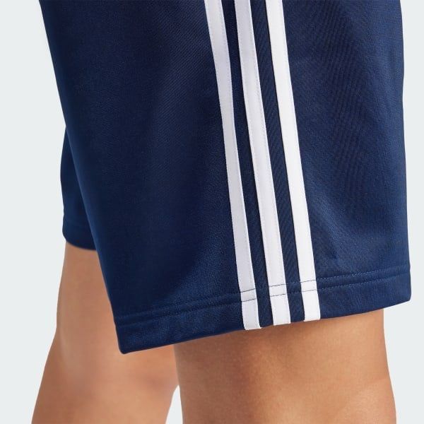  Quần short adidas Firebird Adicolor Nam - IM9422 