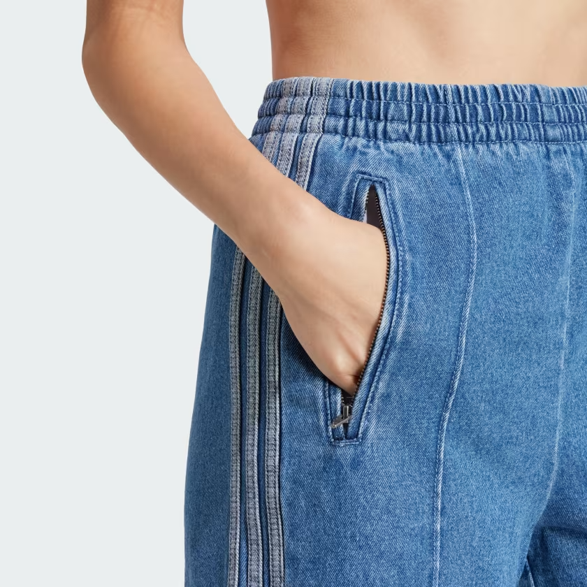  Quần short bò adidas Denim Adicolor Firebird Nữ - JD2562 