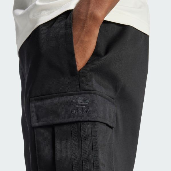  Quần short adidas Cargo Nam - IY2073 