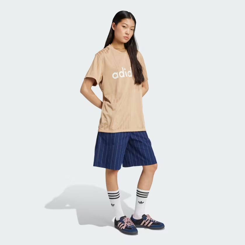  Áo T-shirt adidas Boyfriend Linear Graphic Nữ - JC7697 