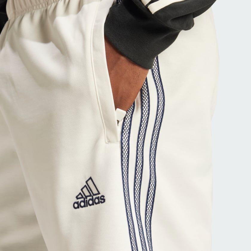  Quần short adidas Mesh Stripe Nam - JD5390 