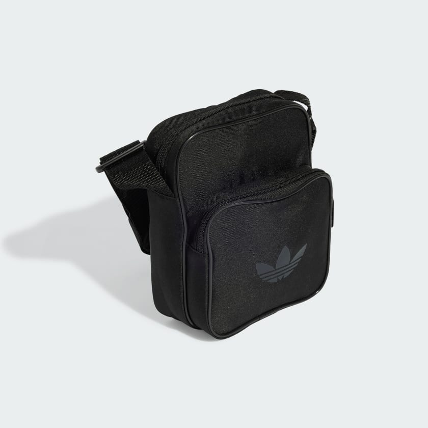  Túi đeo chéo adidas Adicolor Classic Small Item Unisex - JD5543 