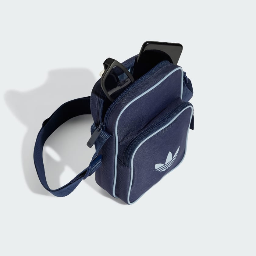  Túi đeo chéo adidas Adicolor Classic Small Item Unisex - JD5544 