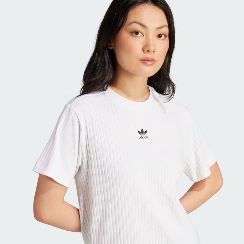  Áo T-shirt adidas Essentials Nữ - JD1493 