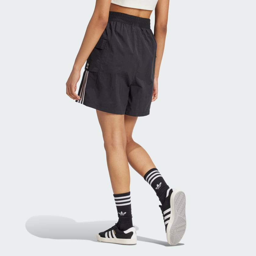  Quần short adidas Adicolor Cargo Nữ - JH1077 