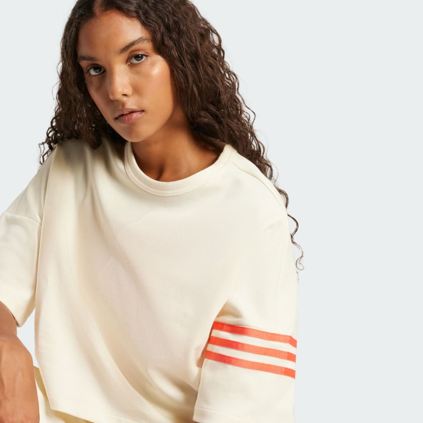  Áo T-shirt adidas Neuclassics Nữ - JI8512 