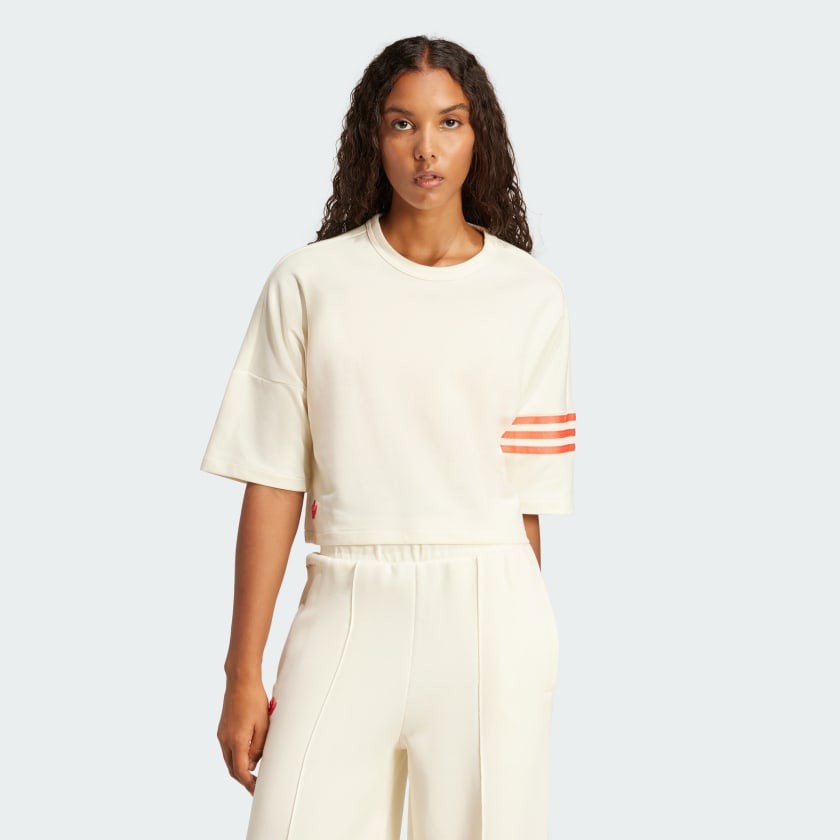  Áo T-shirt adidas Neuclassics Nữ - JI8512 