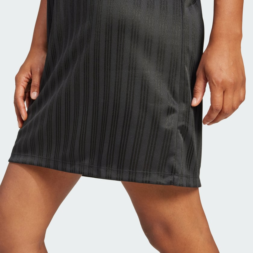  Váy adidas Adicolor bóng đá Nữ - JD2599 