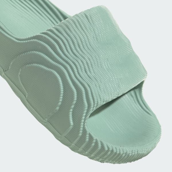  Dép quai ngang adidas Adilette 22 Nữ - IF9485 