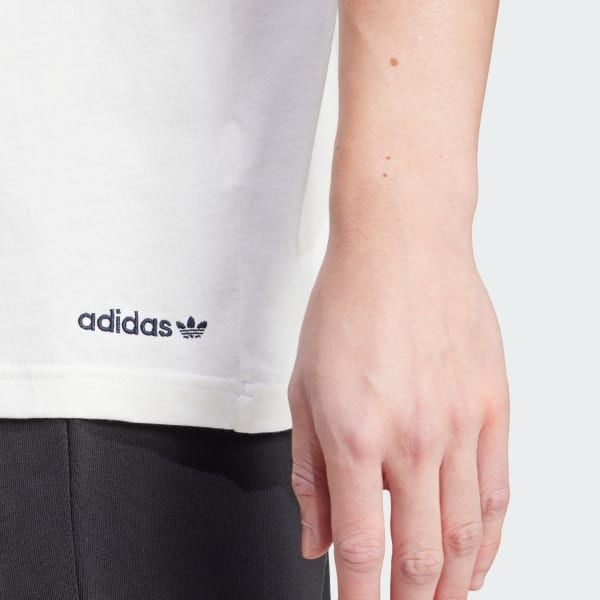  Áo T-shirt adidas in hoạ tiết ba lá Nam - IW3237 