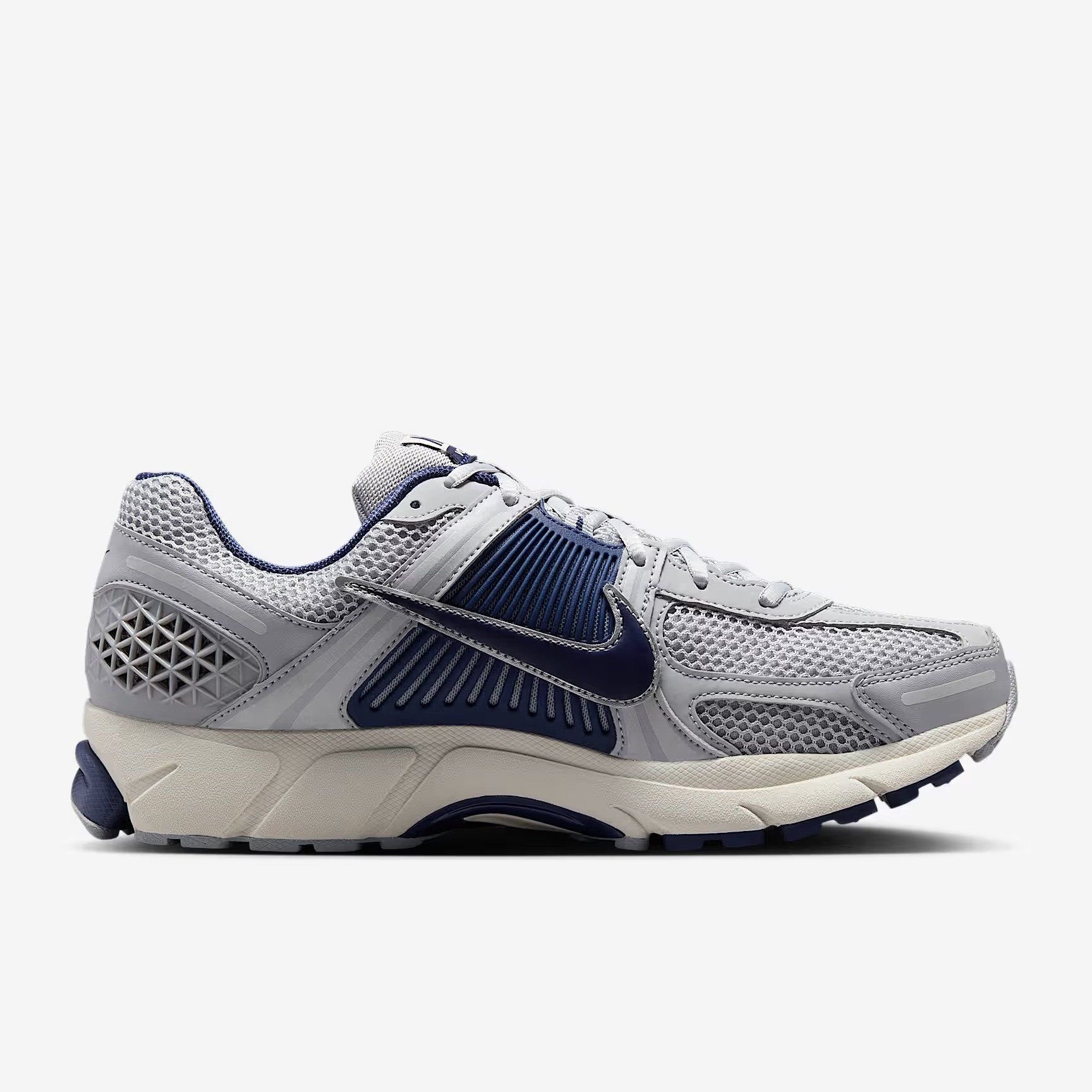  Giày thời trang Nike VOMERO 5 Nam FB9149-003 