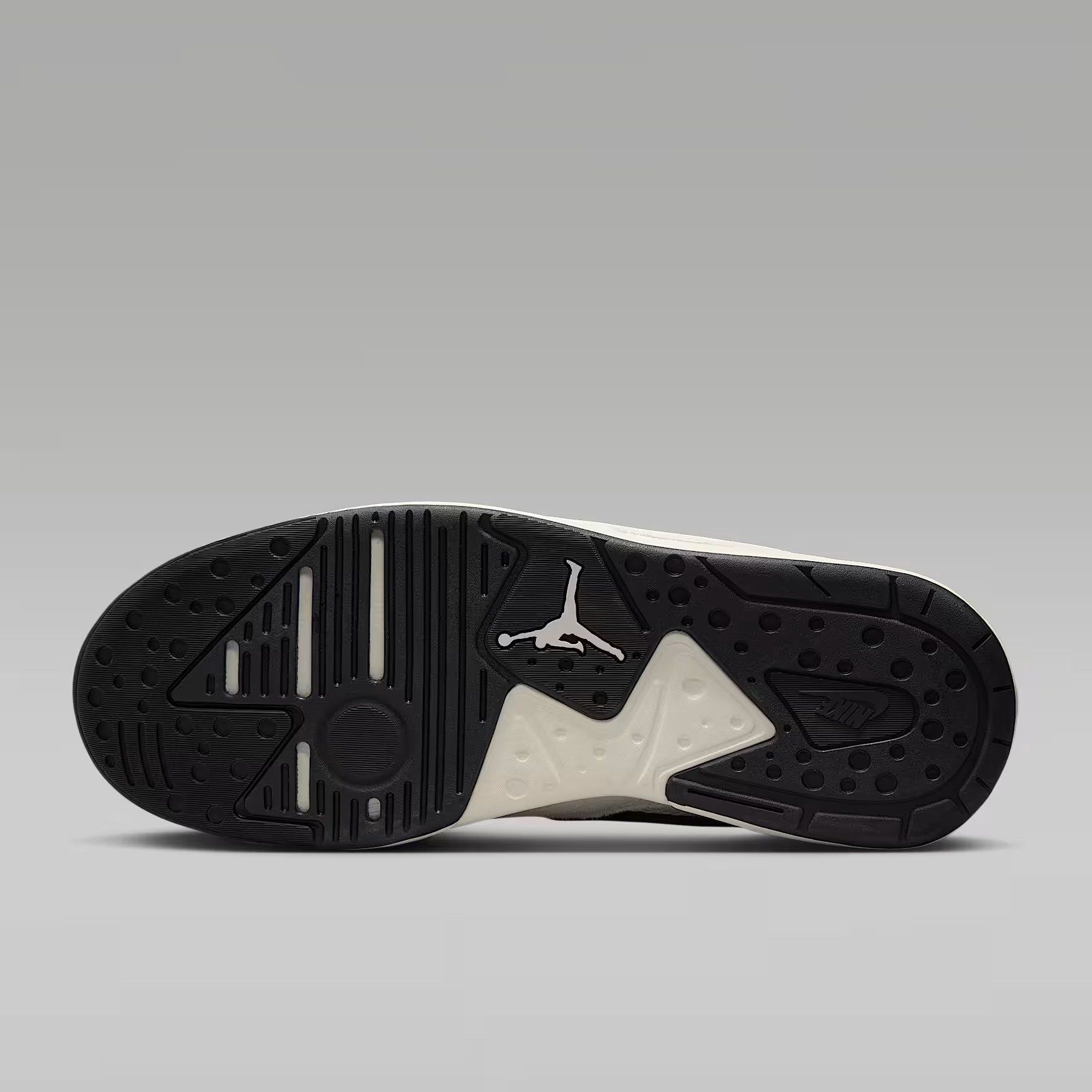  Giày bóng rổ Nike JORDAN CMFT ERA Nam HJ6777-100 