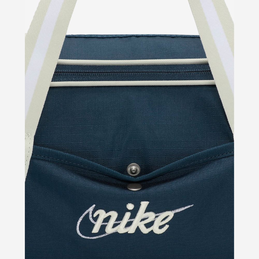  Túi duffle Nike HERITAGE DUFF - RETRO Unisex - DR6261-478 