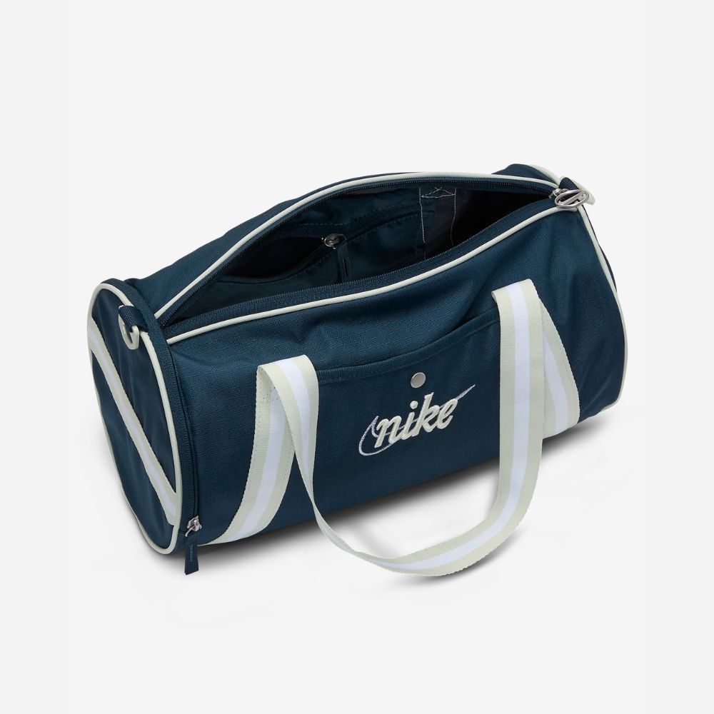  Túi duffle Nike HERITAGE DUFF - RETRO Unisex - DR6261-478 