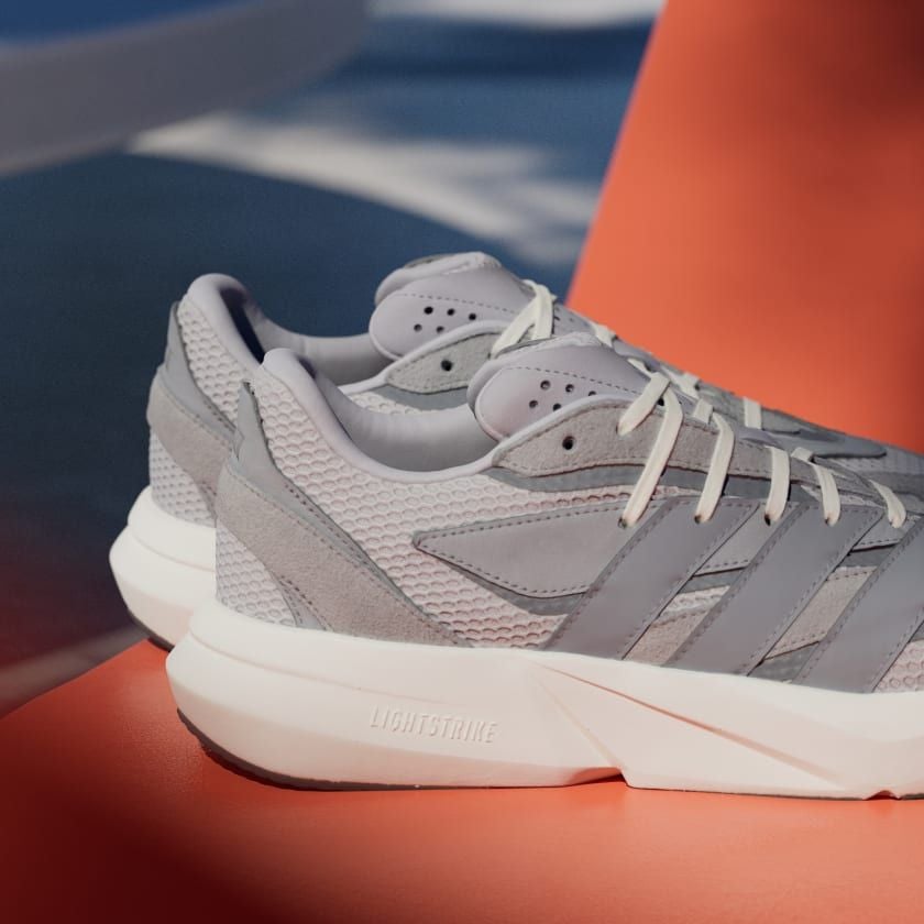  Giày thời trang adidas Lightblaze Nam - IH8607 