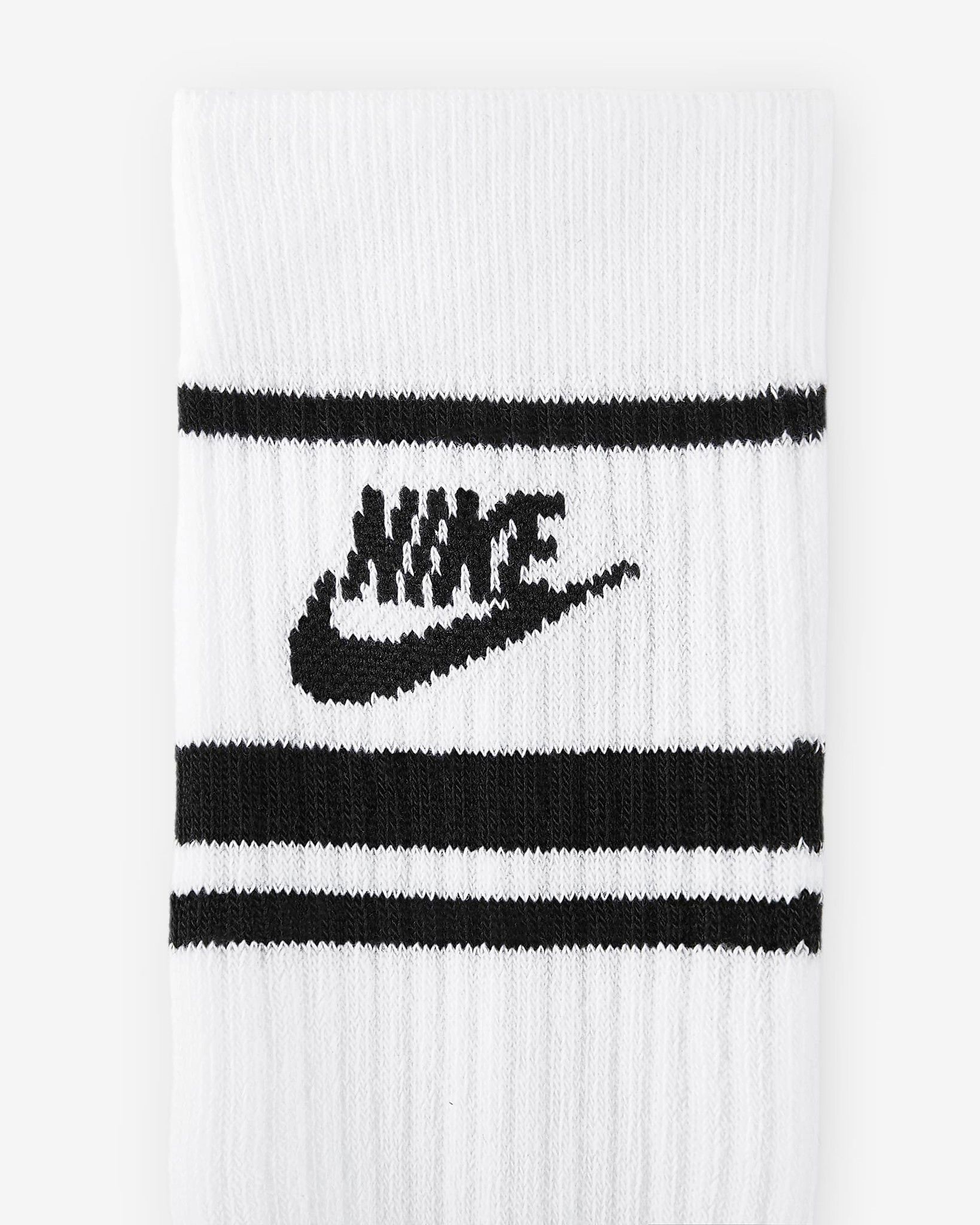  Tất thể thao Nike Sportswear Essentials Socks Unisex DX5089-103 