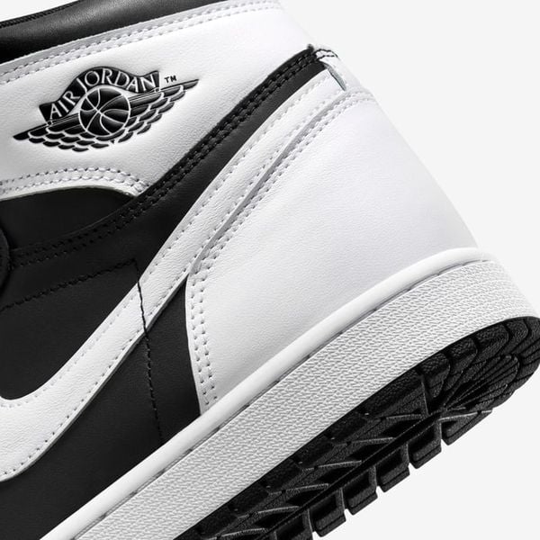  Giày thời trang Nike Air Jordan 1 Retro High OG nam DZ5485-010 