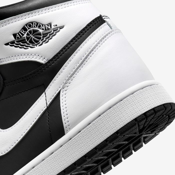  Giày thời trang Nike Air Jordan 1 Retro High OG nam DZ5485-010 