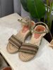 Sandal Cói Đế Xuồng Quai Ngang Thổ Cẩm 8cm - HOÀNG QUYÊN THỔ CẨM 6