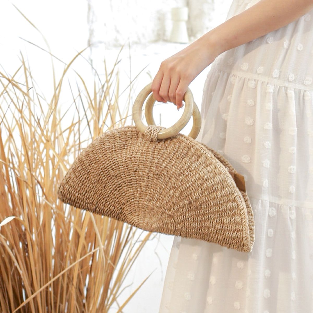 Túi Cói Abaca Xách Tay Hình Bán Nguyệt