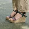 Sandal Cói Đế Xuồng Quai Ngang Thổ Cẩm 8cm - HOÀNG QUYÊN
