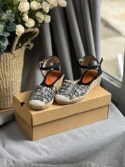 Cao Gót Kín Mũi 4cm Hoa Văn Tượng Hình - AZTEC