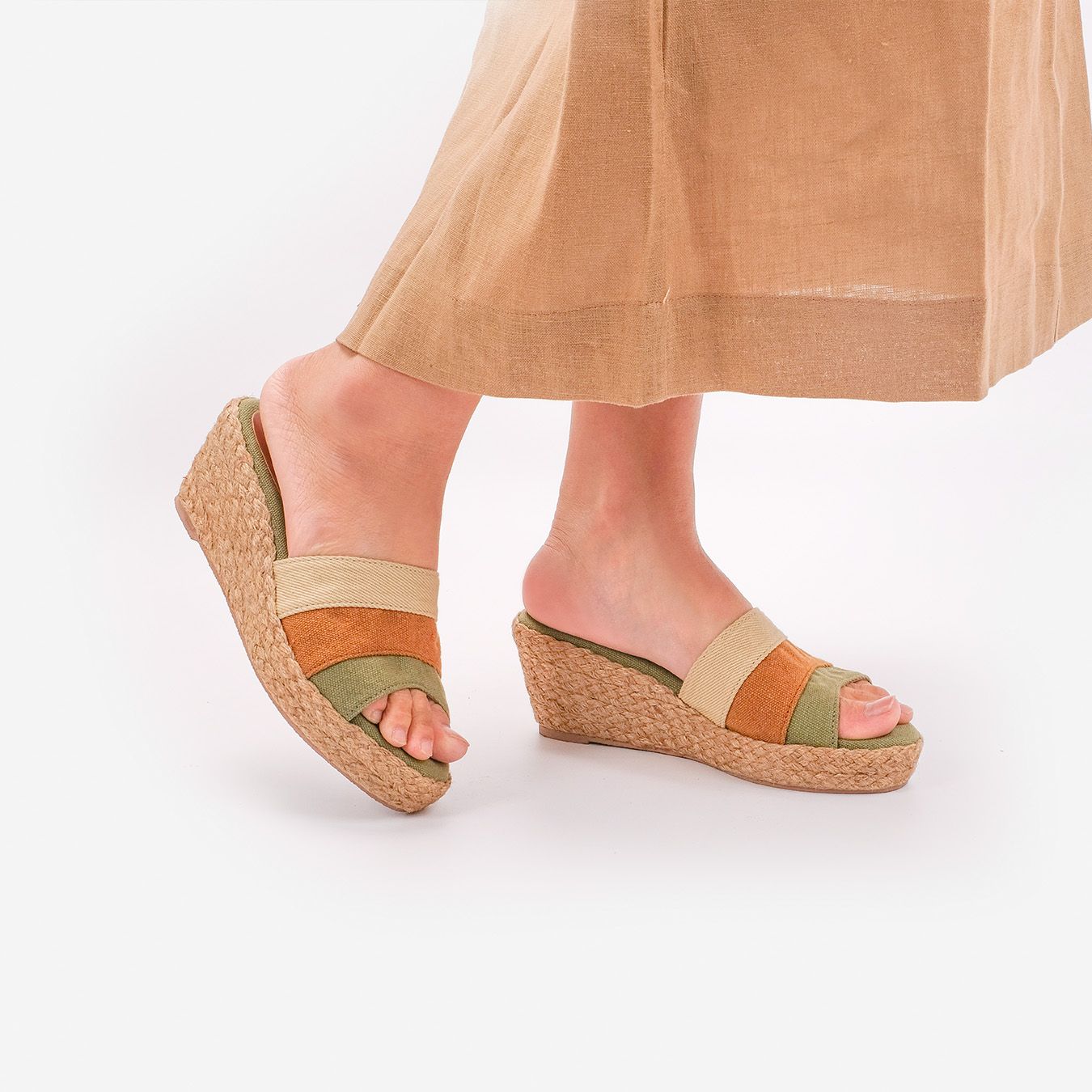 Guốc Cói Quai Ngang Phối 3 Màu 6cm - PALAUI