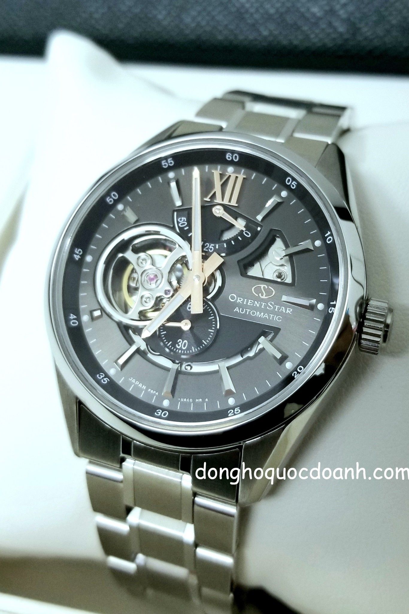Đồng hồ Orient Star RE-AV0004N00B Máy cơ - Dây kim loại - Size 41mm