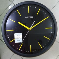 Seiko QXA476Y