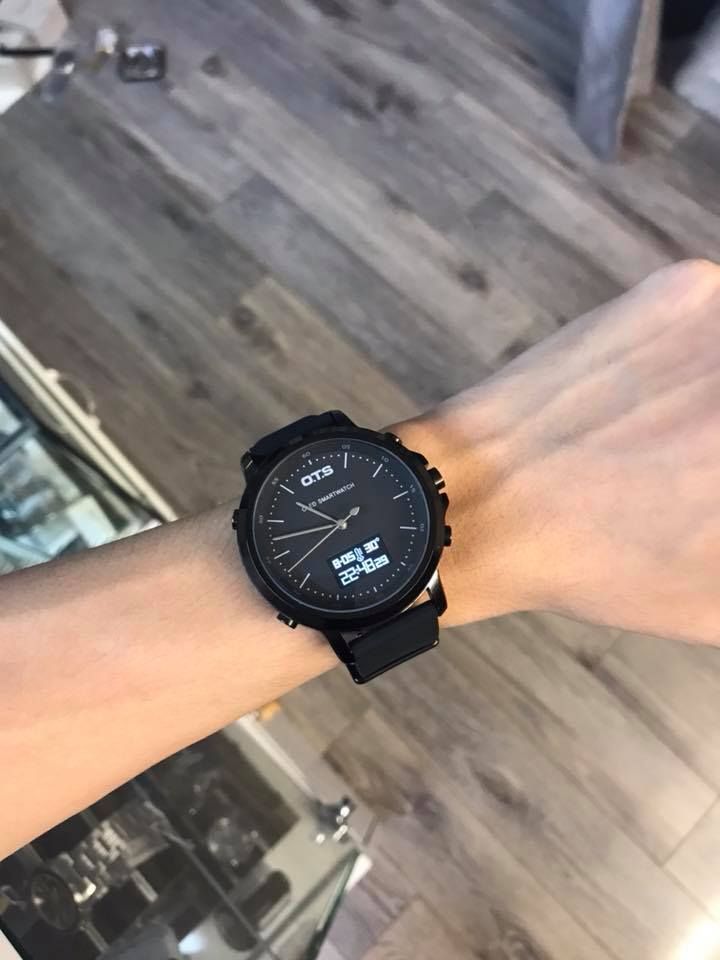 flexible oled smartwatch