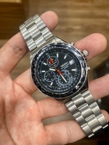 Đồng hồ nam seiko chronograph v657-8120real đã qua sử dụng