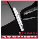 Bộ 4 miếng nhựa ABS cao cấp chống va đập cửa xe ô tô ép vỉ sáng bóng màu đen và trắng
