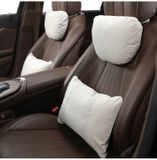 Gối tựa đầu ô tô nhiều lỗ thoáng khí và tựa lưng chất liệu da lộn mercedes maybach S-Class 2024